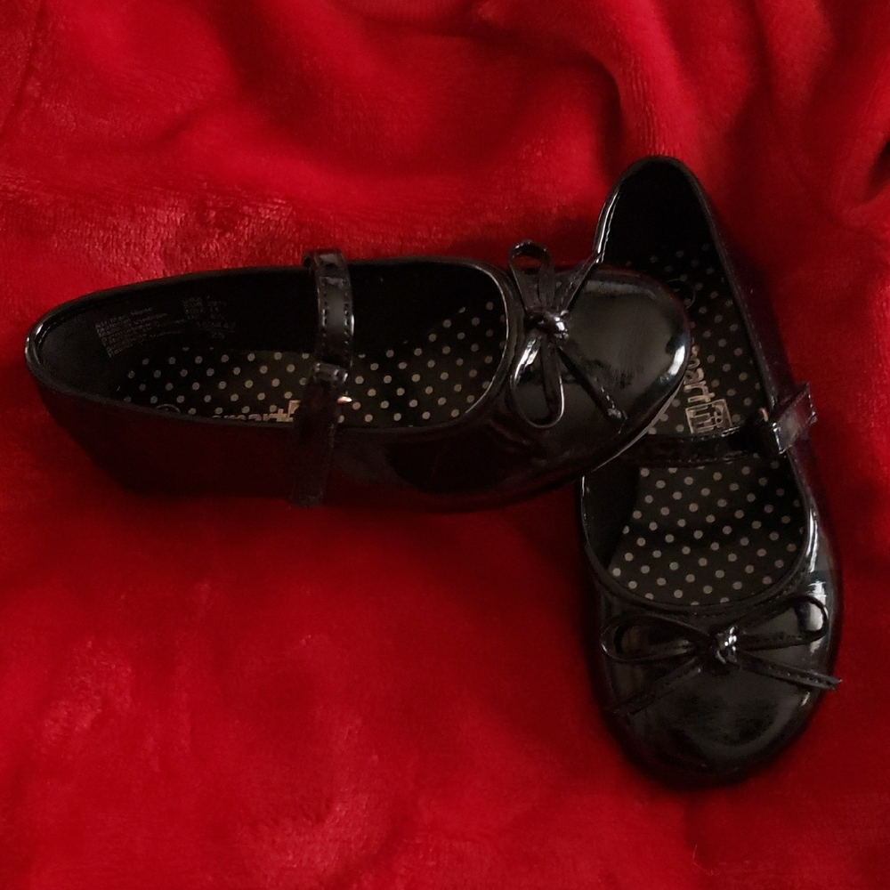 Elegant Black Patent Leather Flats